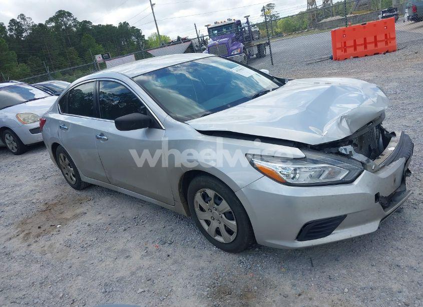 2017 Nissan Altima 2.5 S (VIN 1N4AL3AP4HC192838) main photo