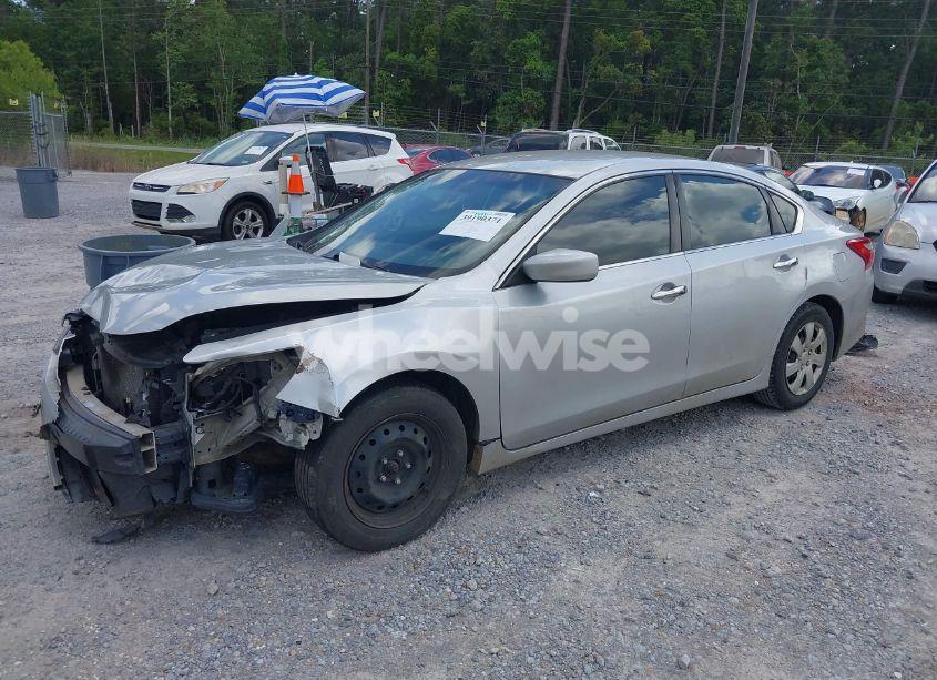 Photo 2 of 2017 Nissan Altima 2.5 S (VIN 1N4AL3AP4HC192838)