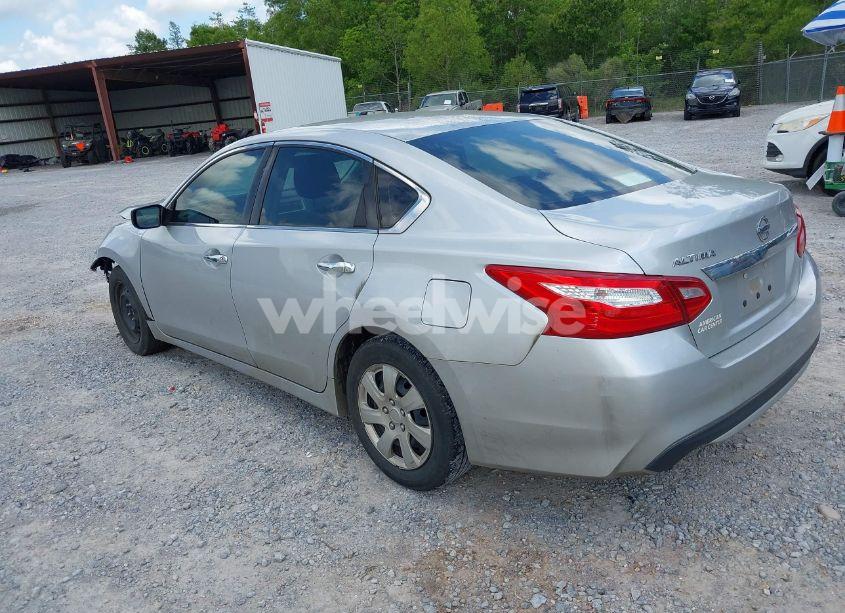 Photo 3 of 2017 Nissan Altima 2.5 S (VIN 1N4AL3AP4HC192838)