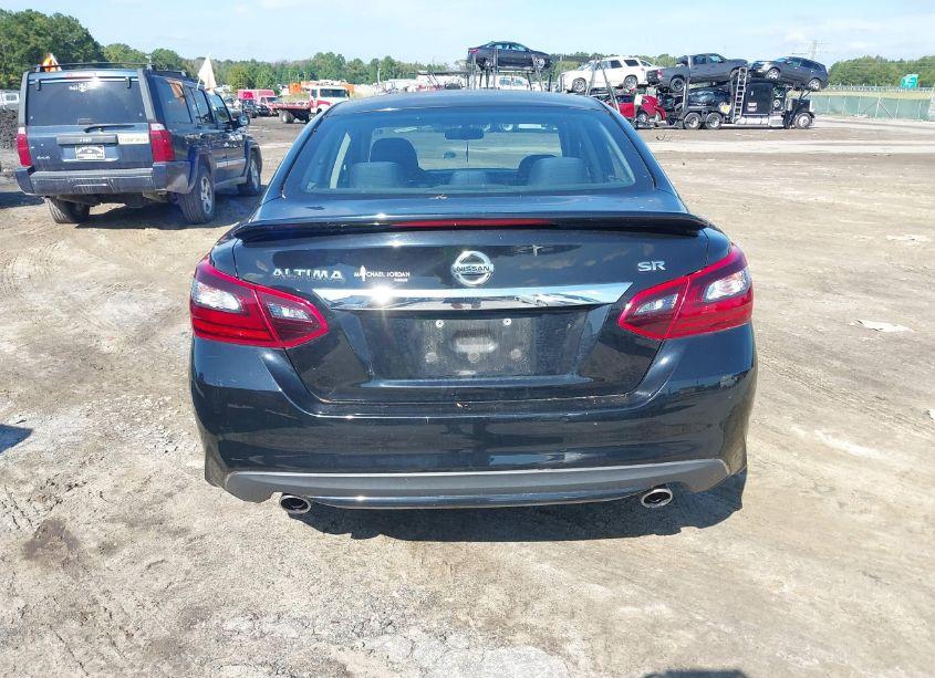 Photo 17 of 2017 Nissan Altima 2.5 SR (VIN 1N4AL3AP4HC193245)