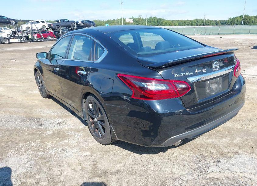 Photo 3 of 2017 Nissan Altima 2.5 SR (VIN 1N4AL3AP4HC193245)