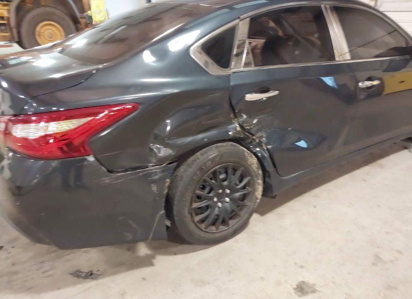 Photo 6 of 2017 Nissan Altima 2.5 S (VIN 1N4AL3AP4HC199420)