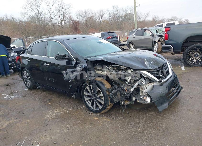 2017 Nissan Altima 2.5 SV (VIN 1N4AL3AP4HC208651) main photo