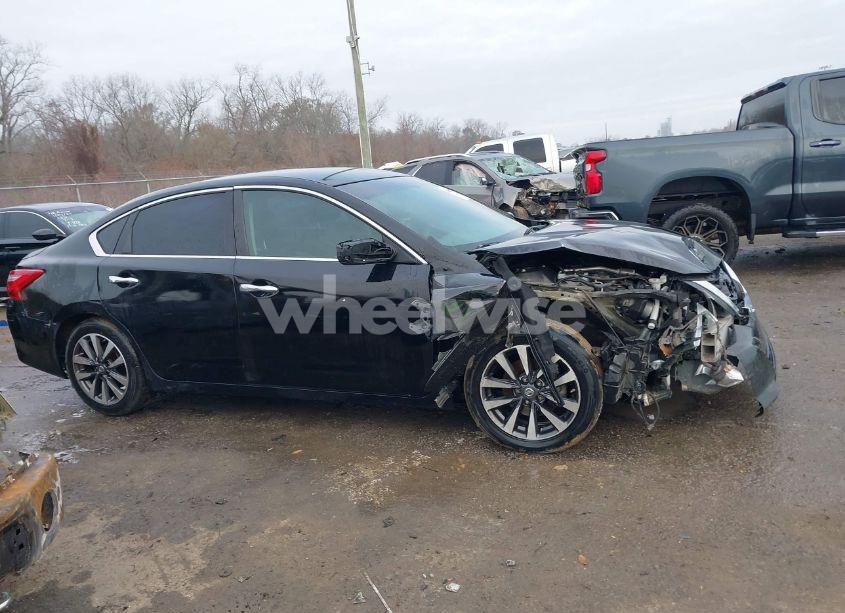 Photo 13 of 2017 Nissan Altima 2.5 SV (VIN 1N4AL3AP4HC208651)