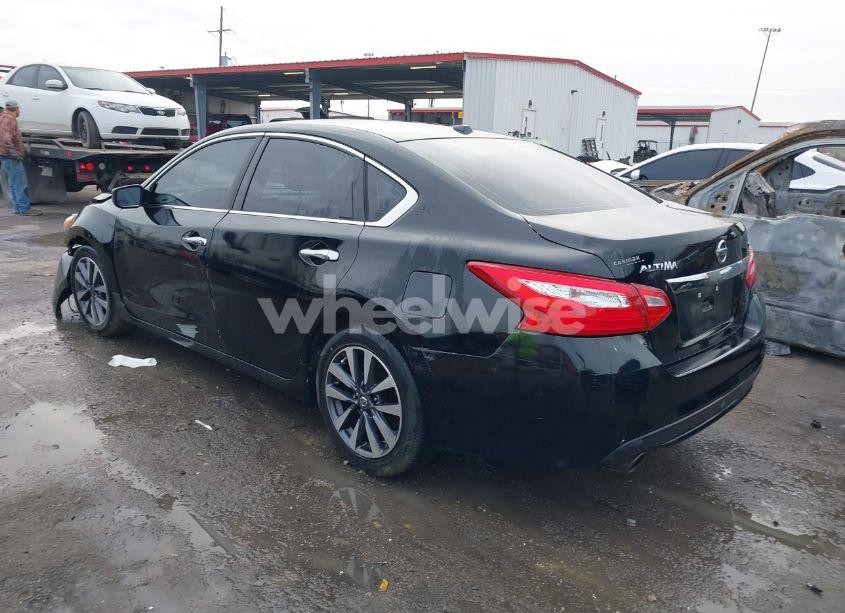 Photo 3 of 2017 Nissan Altima 2.5 SV (VIN 1N4AL3AP4HC208651)