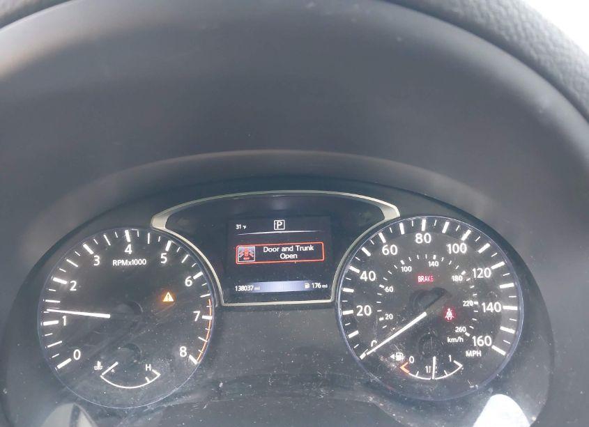 Photo 7 of 2017 Nissan Altima 2.5 SR (VIN 1N4AL3AP4HC210660)