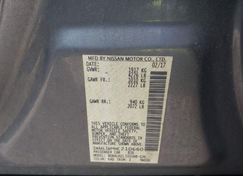 Photo 9 of 2017 Nissan Altima 2.5 SR (VIN 1N4AL3AP4HC210660)