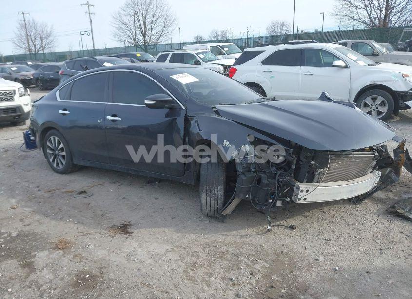 2017 Nissan Altima 2.5 SL (VIN 1N4AL3AP4HC212490) main photo