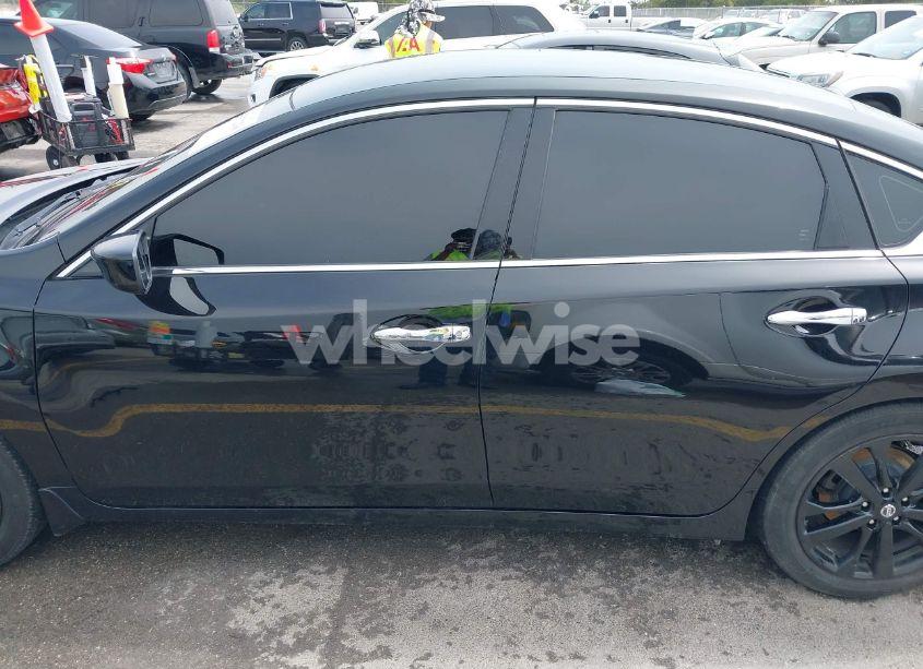 Photo 14 of 2017 Nissan Altima 2.5 SR (VIN 1N4AL3AP4HC215163)