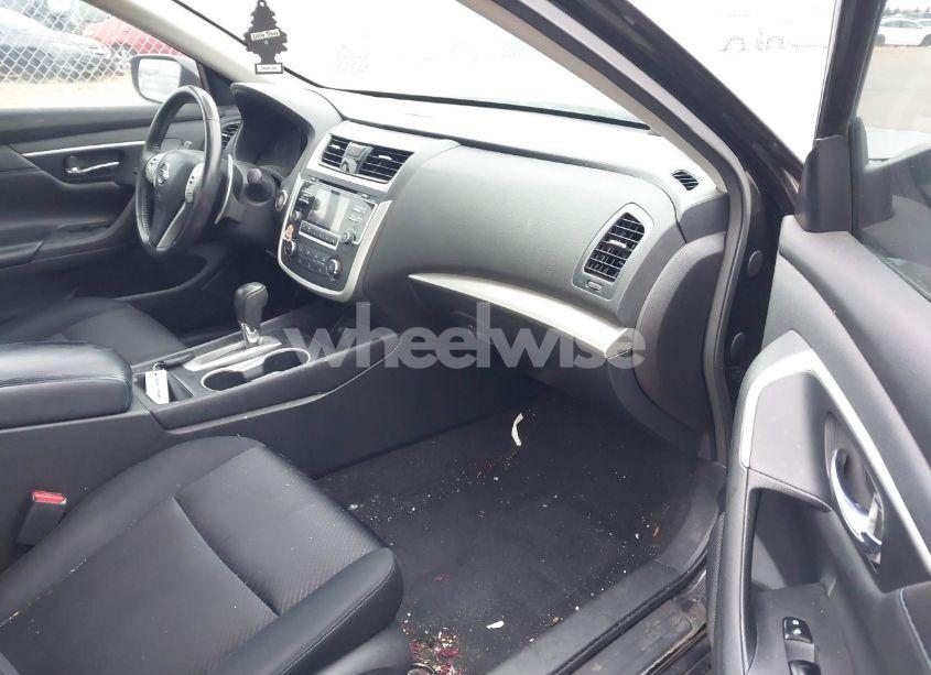 Photo 5 of 2017 Nissan Altima 2.5 SR (VIN 1N4AL3AP4HC217060)