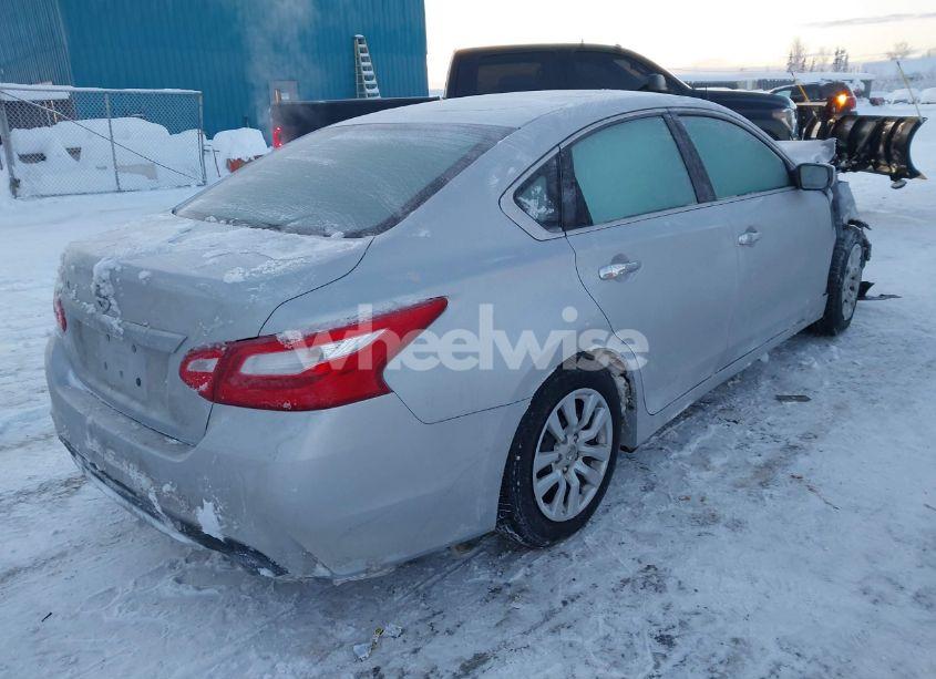 Photo 4 of 2017 Nissan Altima 2.5 S (VIN 1N4AL3AP4HC220850)
