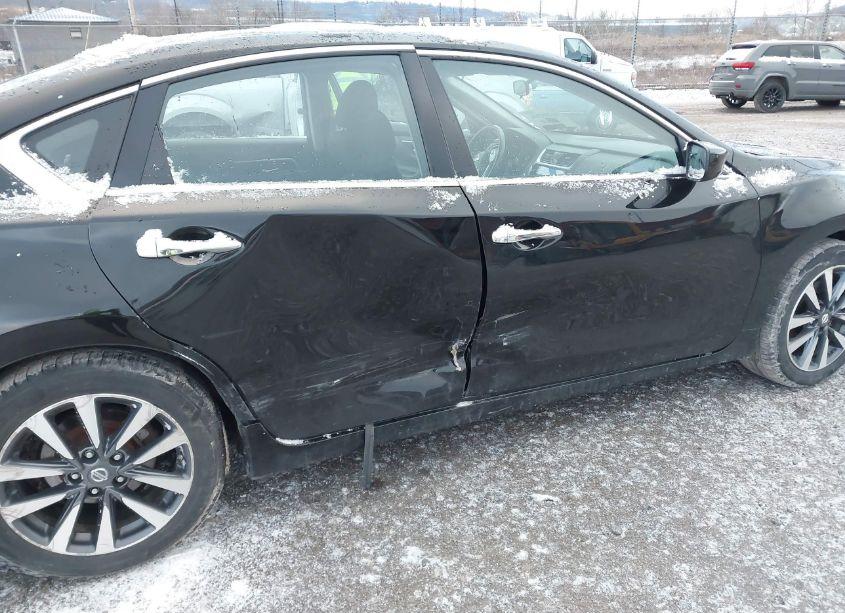 Photo 6 of 2017 Nissan Altima 2.5 SV (VIN 1N4AL3AP4HC222694)