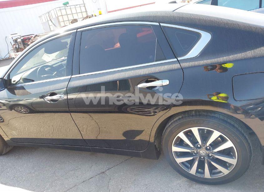 Photo 14 of 2017 Nissan Altima 2.5 SV (VIN 1N4AL3AP4HC222792)