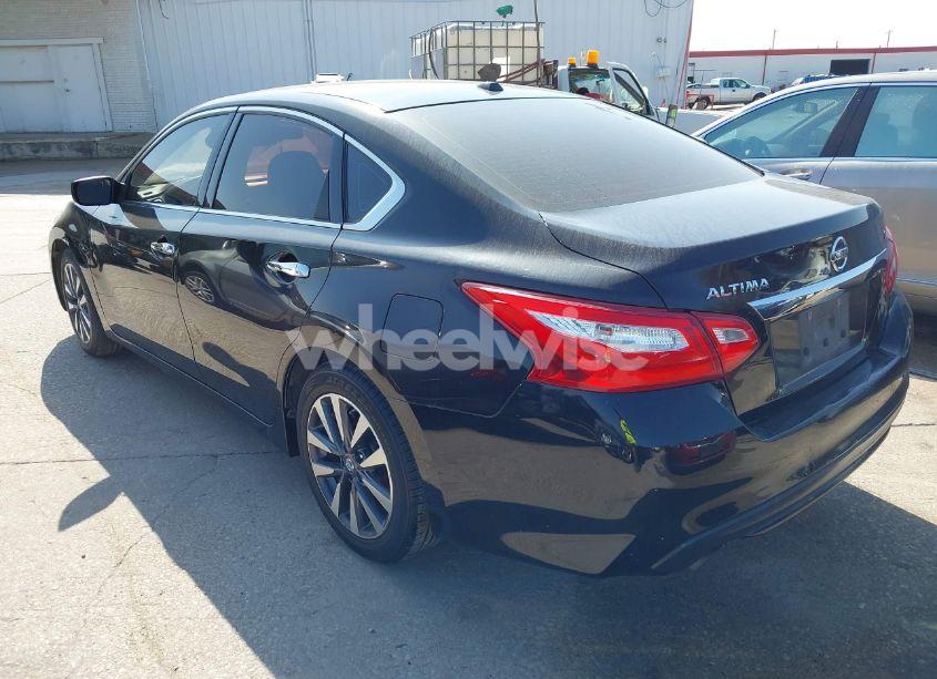 Photo 3 of 2017 Nissan Altima 2.5 SV (VIN 1N4AL3AP4HC222792)