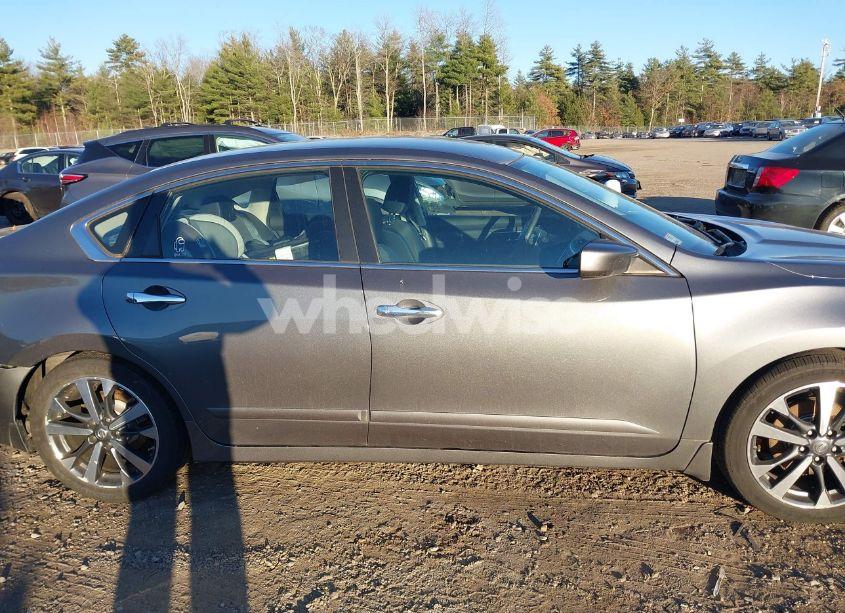 Photo 13 of 2017 Nissan Altima 2.5 SR (VIN 1N4AL3AP4HC222954)