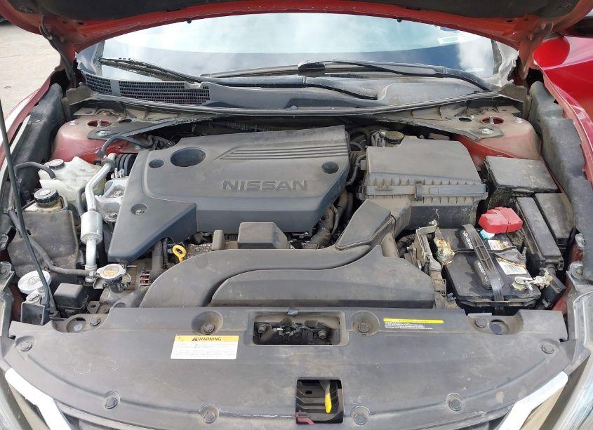 Photo 10 of 2017 Nissan Altima 2.5 SR (VIN 1N4AL3AP4HC228804)