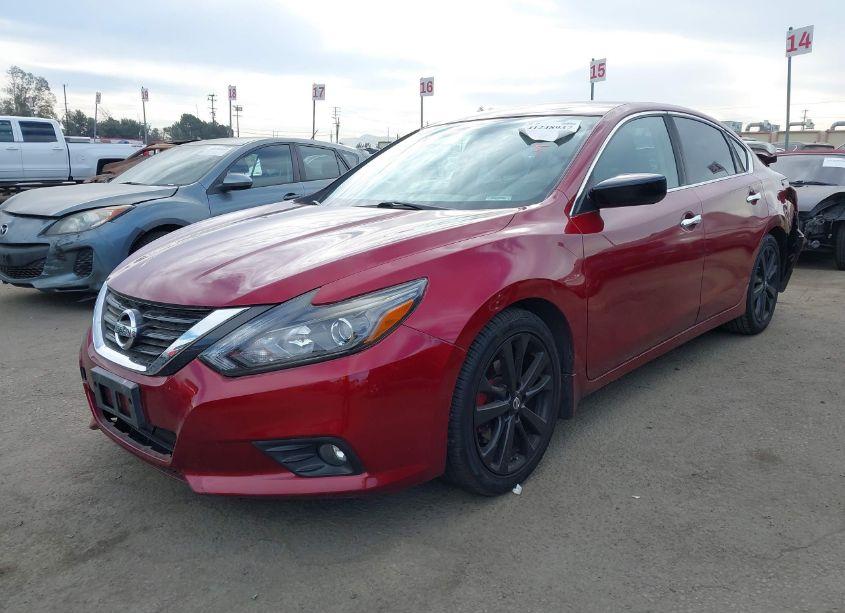 Photo 2 of 2017 Nissan Altima 2.5 SR (VIN 1N4AL3AP4HC228804)