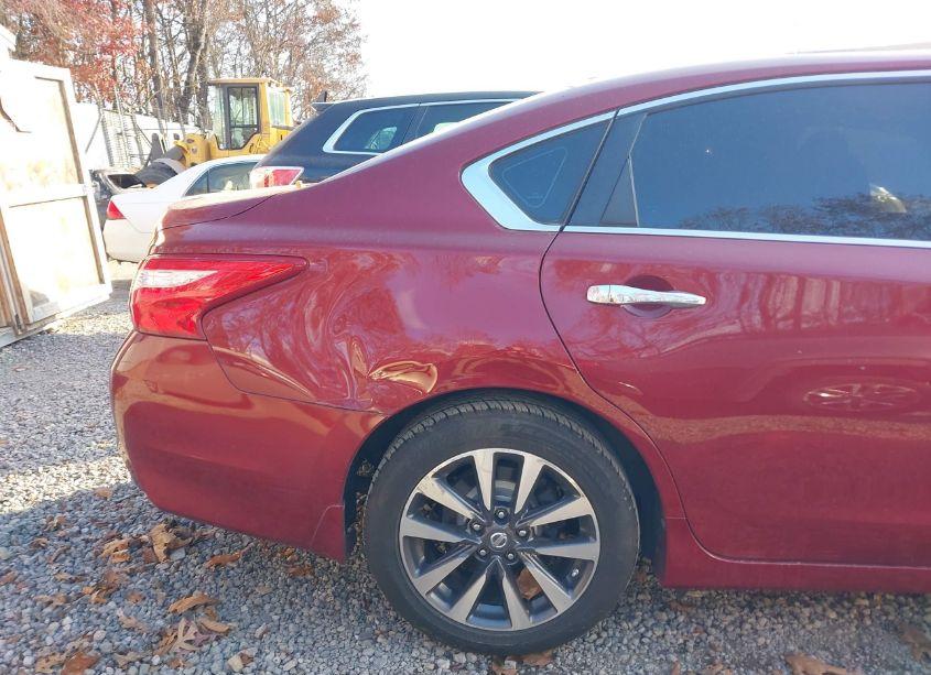 Photo 20 of 2017 Nissan Altima 2.5 SV (VIN 1N4AL3AP4HC229712)