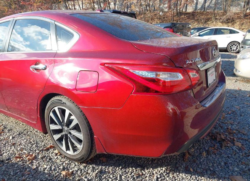 Photo 21 of 2017 Nissan Altima 2.5 SV (VIN 1N4AL3AP4HC229712)