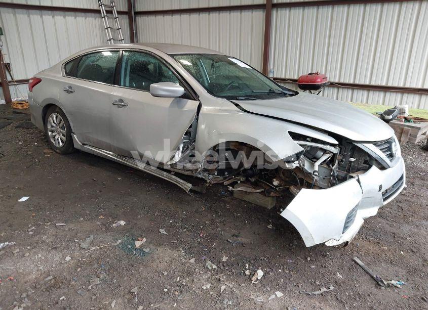 2017 Nissan Altima 2.5 S (VIN 1N4AL3AP4HC234196) main photo