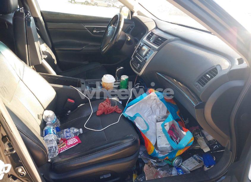 Photo 5 of 2017 Nissan Altima 2.5 SL (VIN 1N4AL3AP4HC236644)