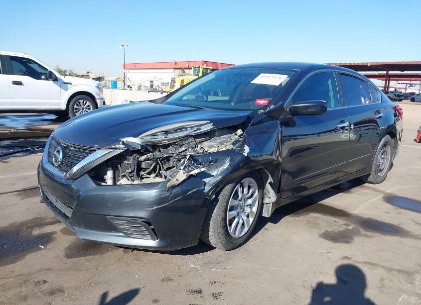 Photo 2 of 2017 Nissan Altima 2.5 S (VIN 1N4AL3AP4HC245960)