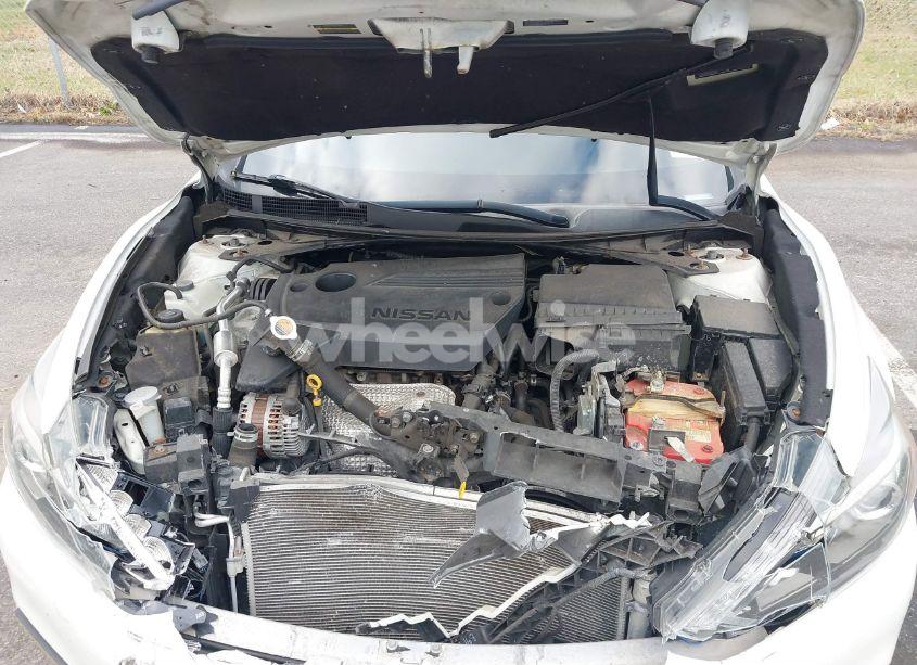 Photo 10 of 2017 Nissan Altima 2.5 SR (VIN 1N4AL3AP4HC250110)