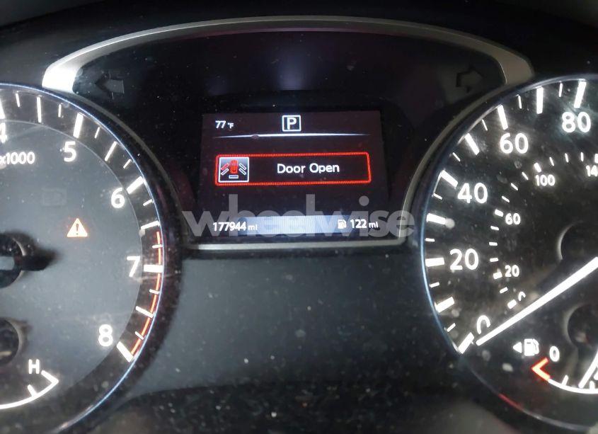 Photo 15 of 2017 Nissan Altima 2.5 SR (VIN 1N4AL3AP4HC251614)