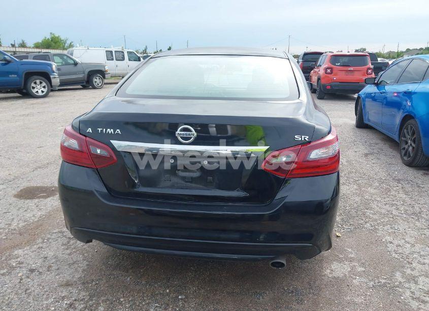 Photo 16 of 2017 Nissan Altima 2.5 SR (VIN 1N4AL3AP4HC254822)