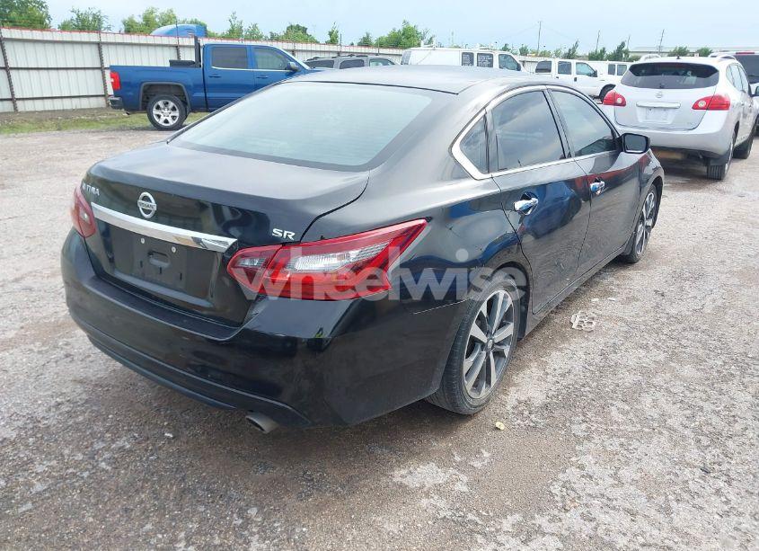 Photo 4 of 2017 Nissan Altima 2.5 SR (VIN 1N4AL3AP4HC254822)