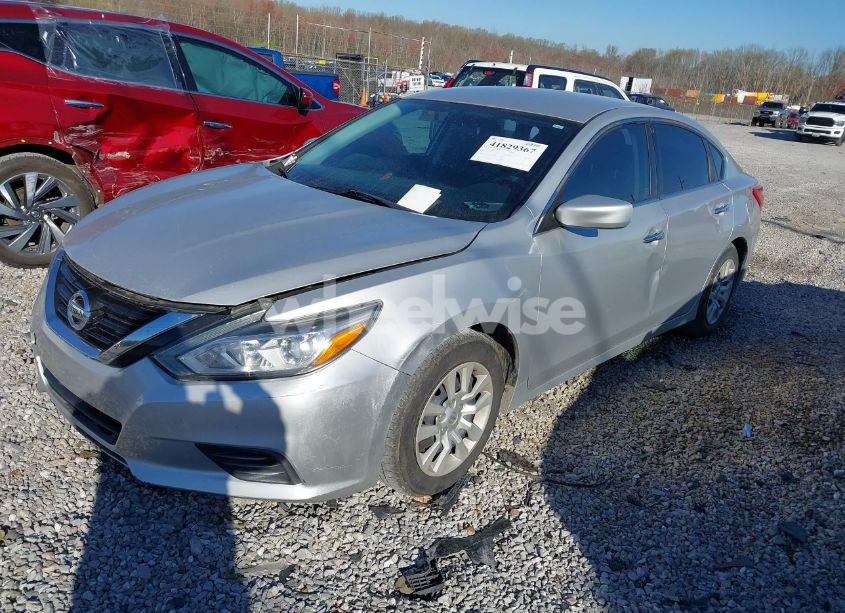Photo 2 of 2017 Nissan Altima 2.5 S (VIN 1N4AL3AP4HC256215)