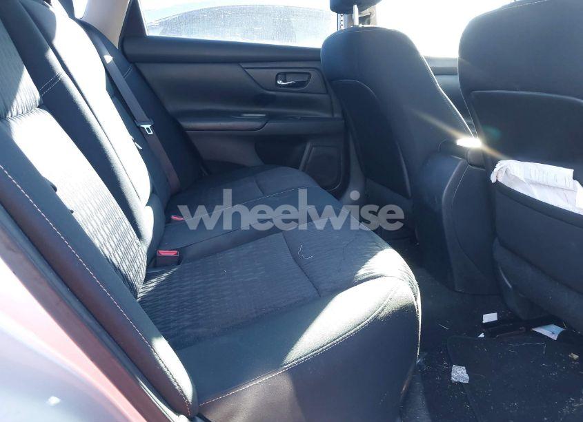 Photo 8 of 2017 Nissan Altima 2.5 S (VIN 1N4AL3AP4HC256215)