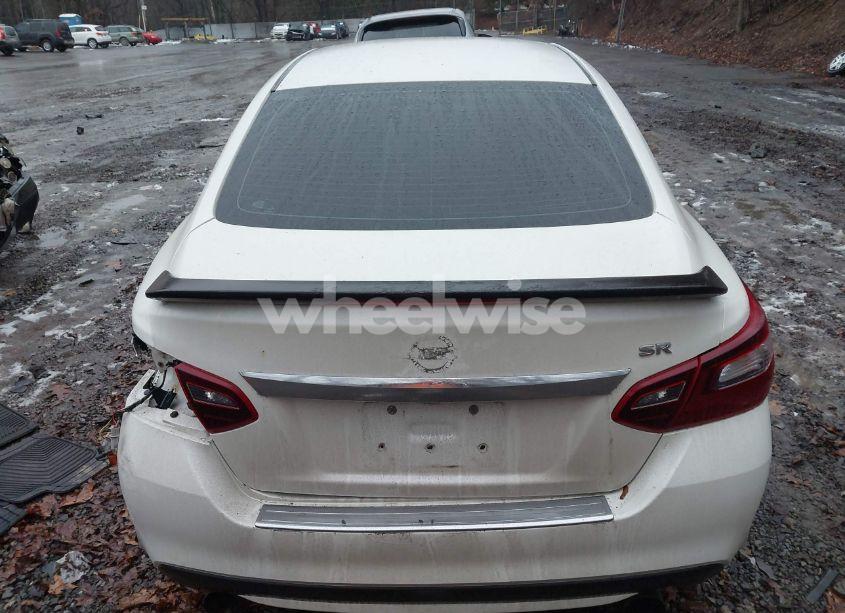 Photo 16 of 2017 Nissan Altima 2.5 SR (VIN 1N4AL3AP4HC259888)