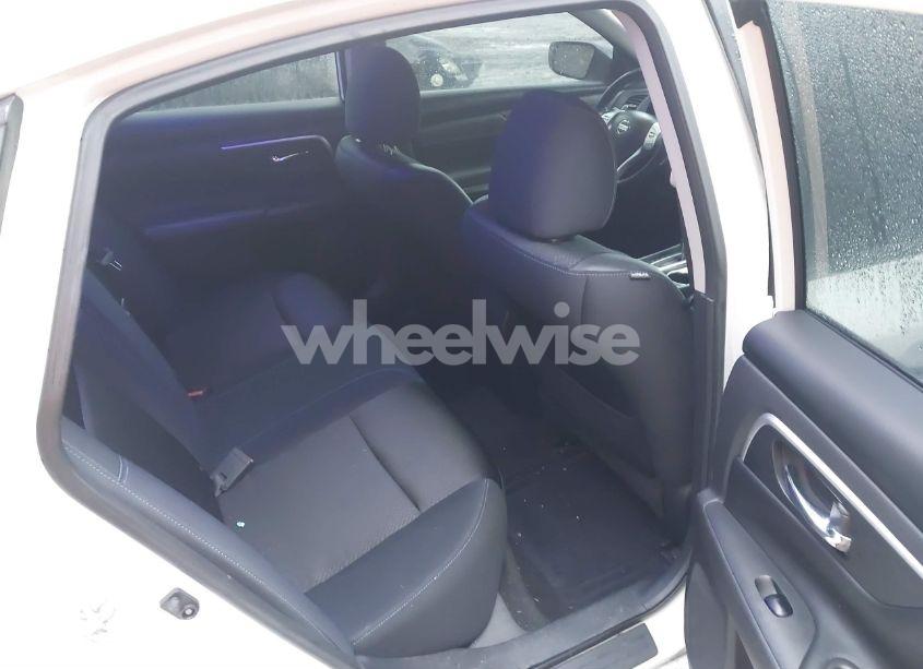 Photo 8 of 2017 Nissan Altima 2.5 SR (VIN 1N4AL3AP4HC259888)