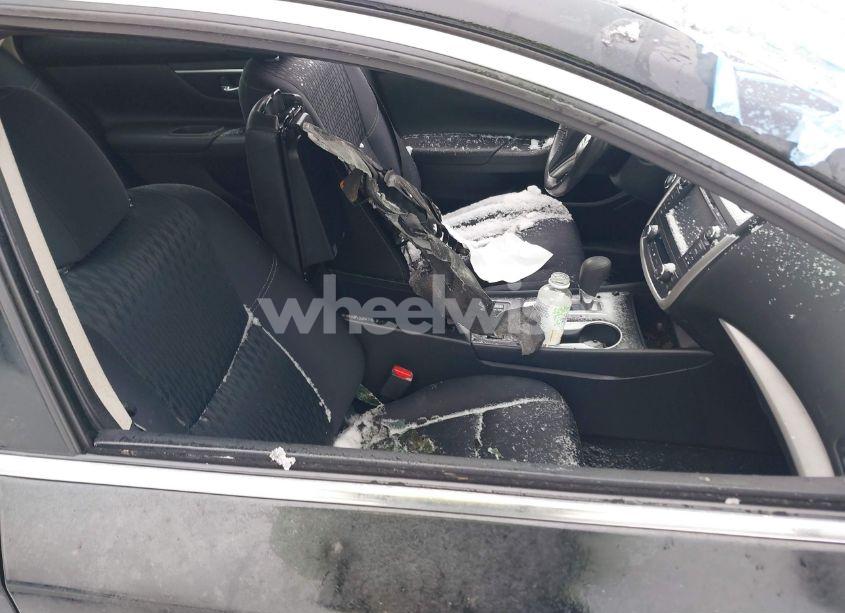 Photo 5 of 2017 Nissan Altima 2.5 SV (VIN 1N4AL3AP4HC269773)