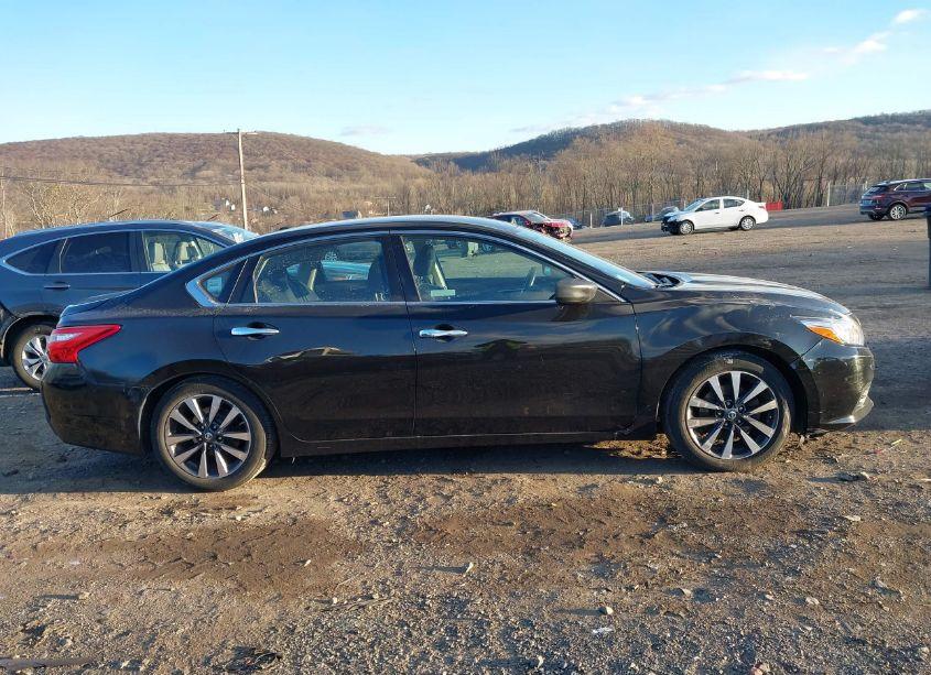 Photo 13 of 2017 Nissan Altima 2.5 SV (VIN 1N4AL3AP4HC270857)