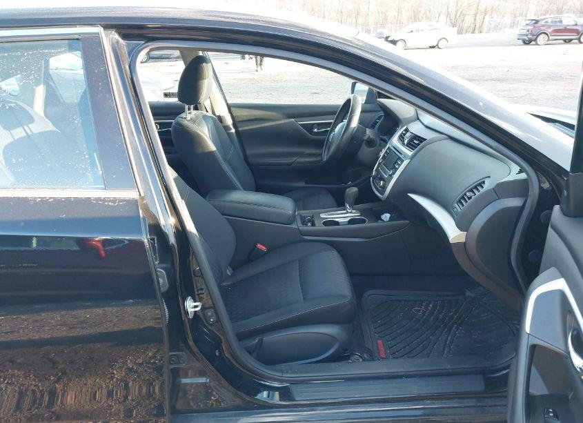 Photo 5 of 2017 Nissan Altima 2.5 SV (VIN 1N4AL3AP4HC270857)