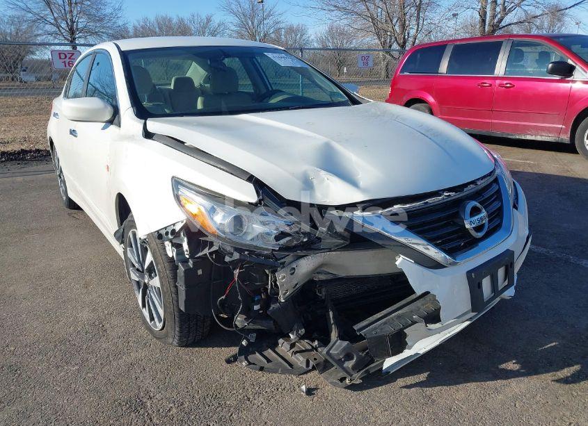 Photo 6 of 2017 Nissan Altima 2.5 SV (VIN 1N4AL3AP4HC280837)