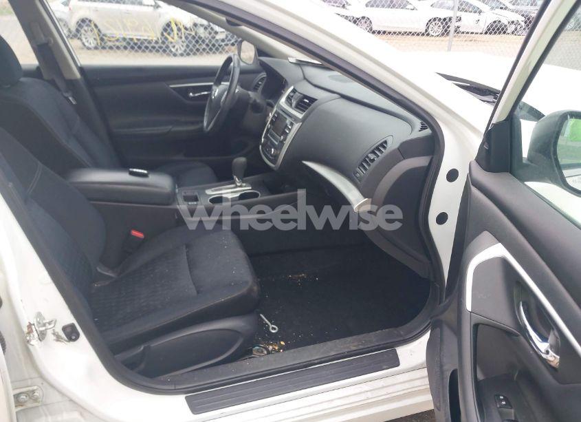 Photo 5 of 2017 Nissan Altima 2.5 SV (VIN 1N4AL3AP4HC284130)