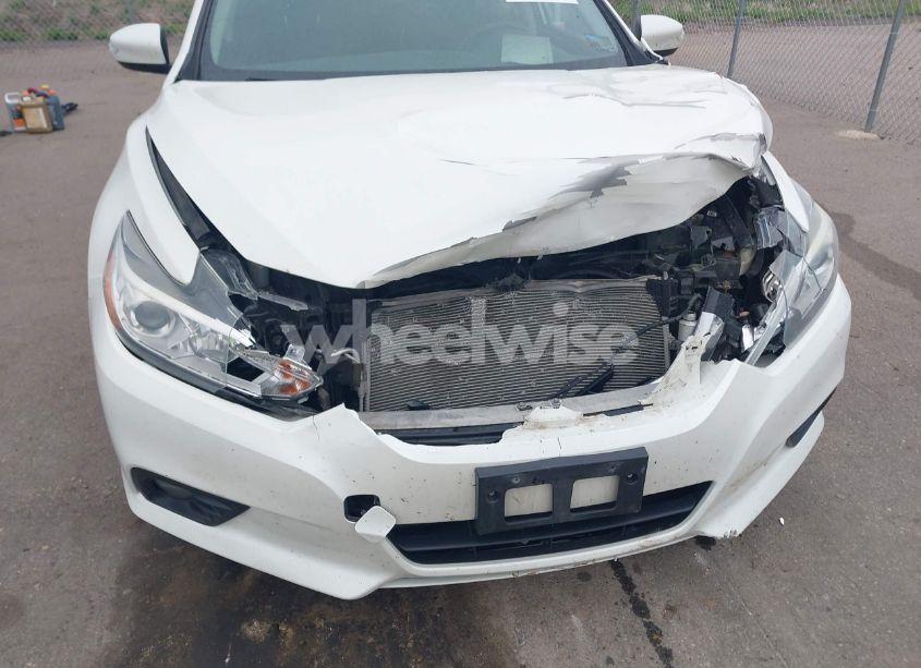 Photo 6 of 2017 Nissan Altima 2.5 SV (VIN 1N4AL3AP4HC284130)