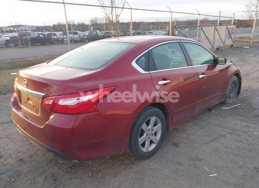 Photo 4 of 2017 Nissan Altima 2.5 S (VIN 1N4AL3AP4HC294771)