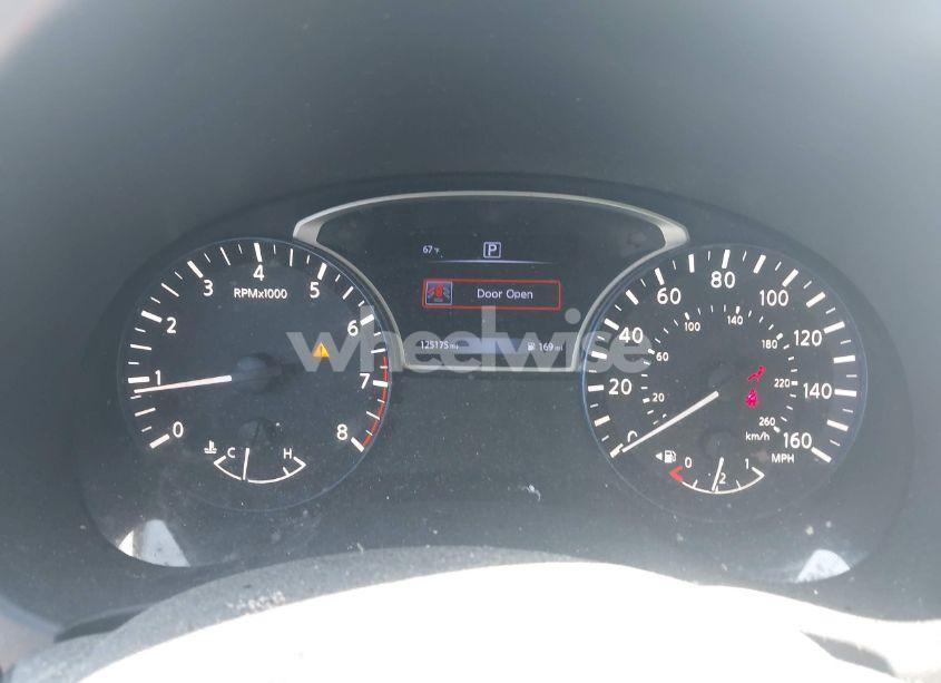 Photo 15 of 2017 Nissan Altima 2.5 SR (VIN 1N4AL3AP4HC472713)