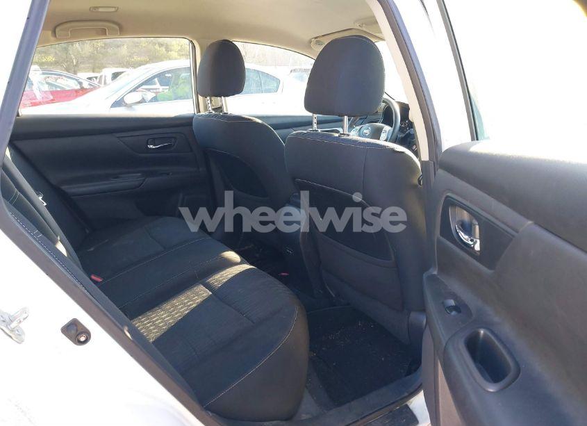 Photo 8 of 2017 Nissan Altima 2.5 S (VIN 1N4AL3AP4HC472789)