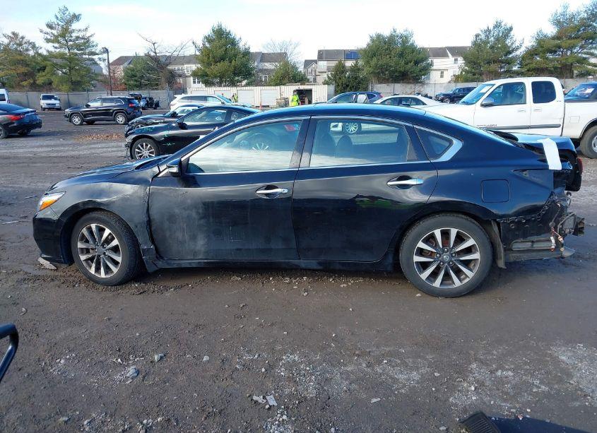 Photo 14 of 2017 Nissan Altima 2.5 SL (VIN 1N4AL3AP4HC478575)
