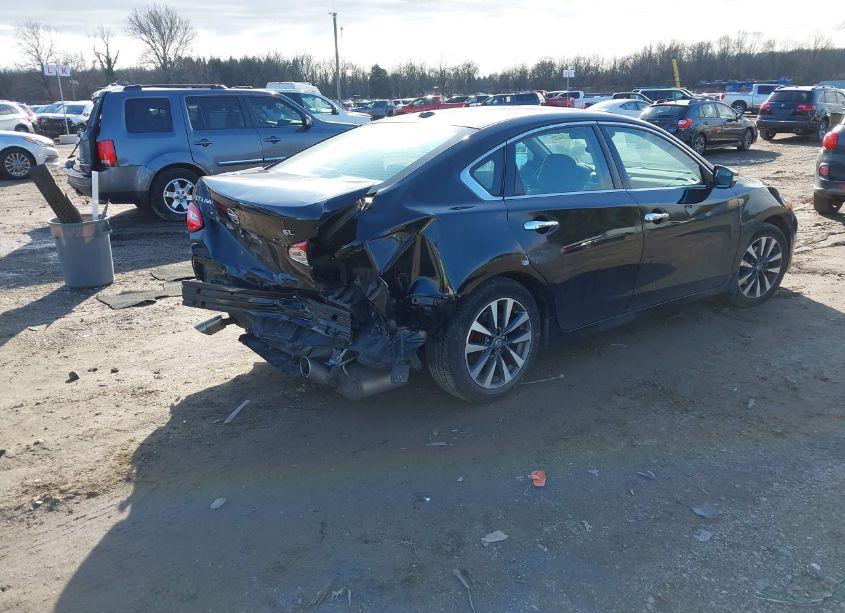 Photo 4 of 2017 Nissan Altima 2.5 SL (VIN 1N4AL3AP4HC478575)