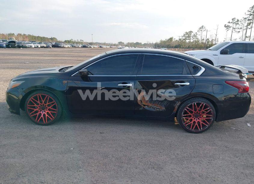 Photo 14 of 2017 Nissan Altima 2.5 SR (VIN 1N4AL3AP4HC485087)