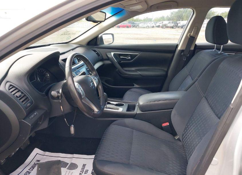 Photo 5 of 2017 Nissan Altima 2.5 SV (VIN 1N4AL3AP4HC487857)