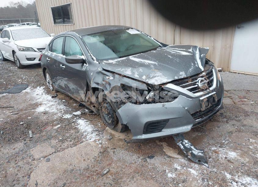 2017 Nissan Altima 2.5 S (VIN 1N4AL3AP4HN313260) main photo