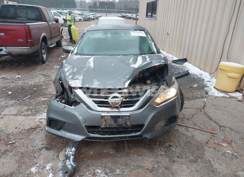 Photo 13 of 2017 Nissan Altima 2.5 S (VIN 1N4AL3AP4HN313260)