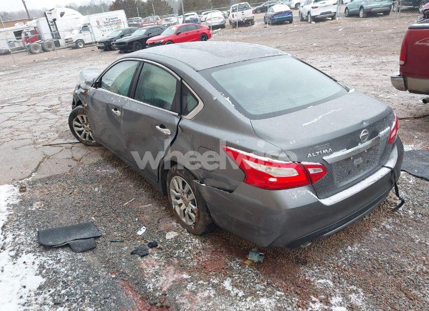 Photo 3 of 2017 Nissan Altima 2.5 S (VIN 1N4AL3AP4HN313260)